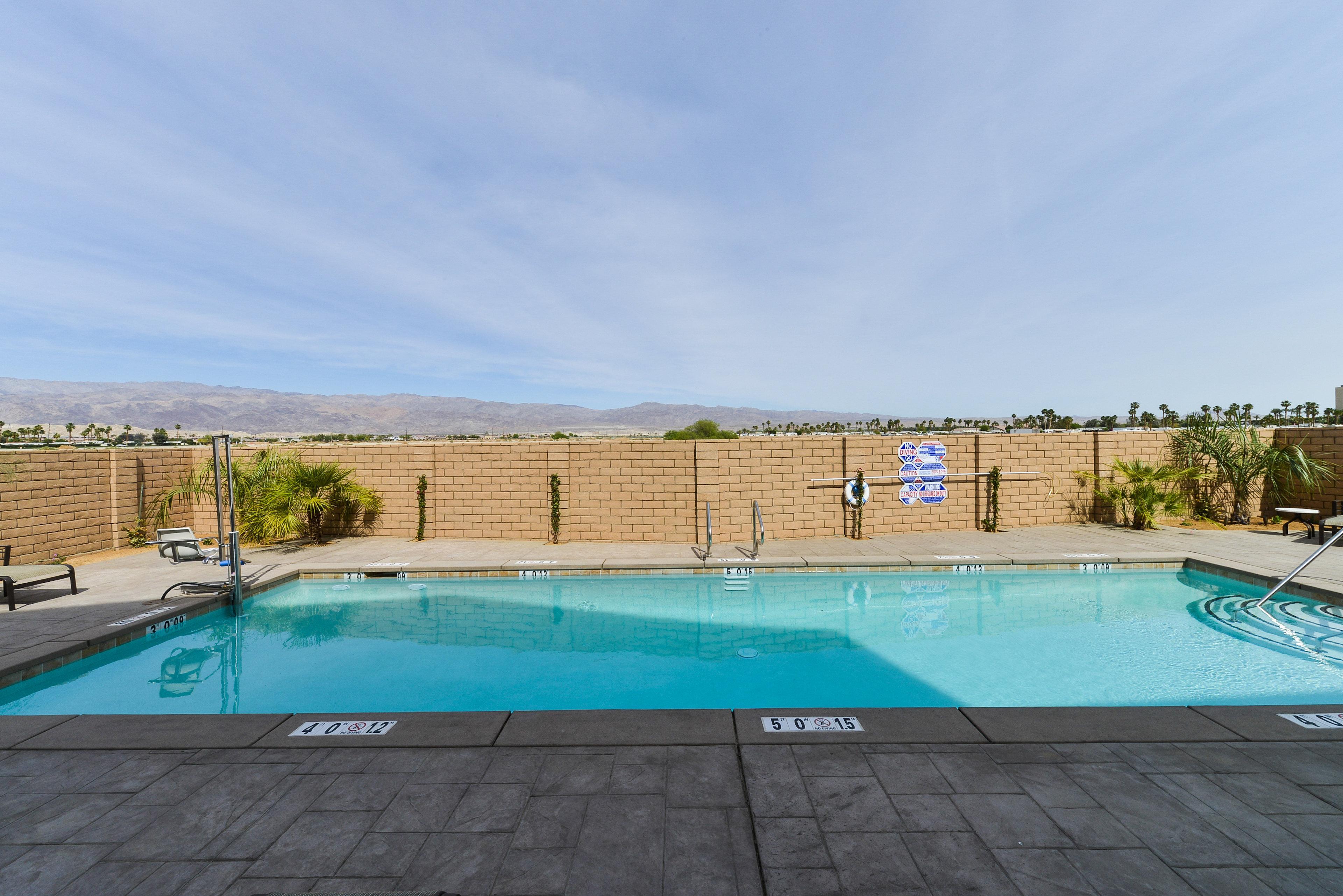 Holiday Inn Express & Suites Indio - Coachella Valley By Ihg Exteriör bild